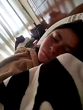 Snapshot of MaryC18 chatting on 12/20/24, 12:49 MaryC18 online show from 12/20/24, 12:49