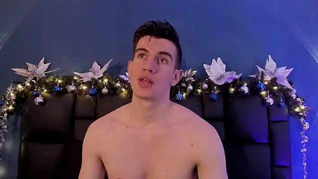 MikaelSlow online show from 11/25/25, 04:34