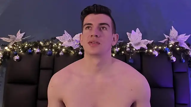 MikaelSlow online show from 12/20/25, 03:46