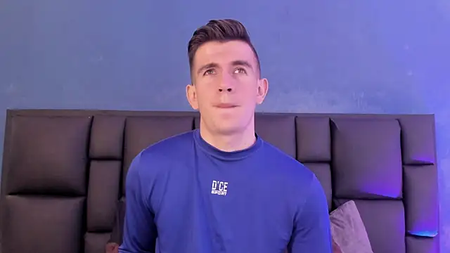 MikaelSlow online show from 01/17/26, 04:28