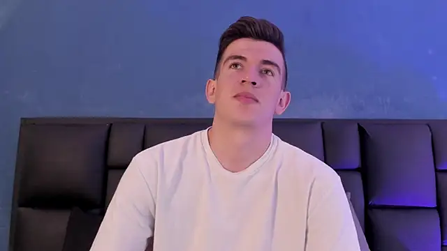 MikaelSlow online show from 01/19/26, 02:15