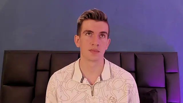 MikaelSlow online show from 02/04/26, 03:01