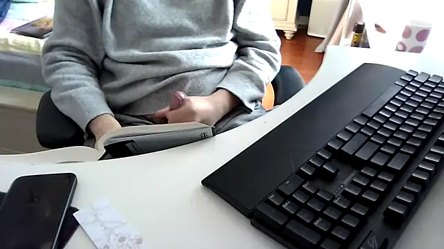 big-pig online show from 02/28/25, 01:58