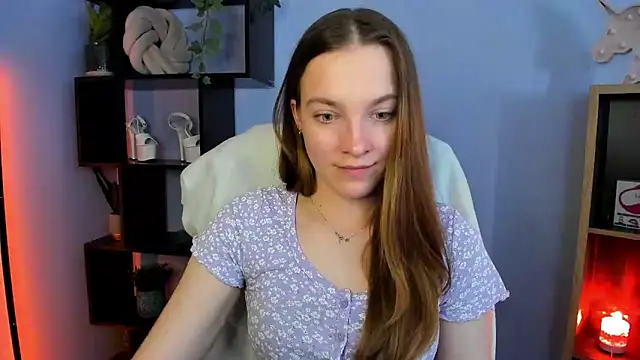 Snapshot of kenzie_x chatting on 03/07/25, 09:29 kenzie x online show from 03/07/25, 09:29