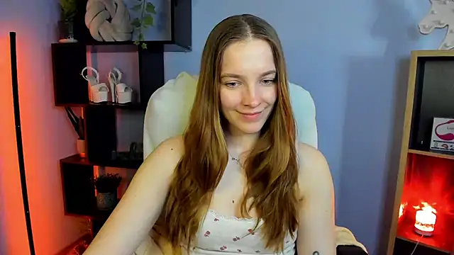 Snapshot of kenzie_x chatting on 03/10/25, 11:53 kenzie x online show from 03/10/25, 11:53