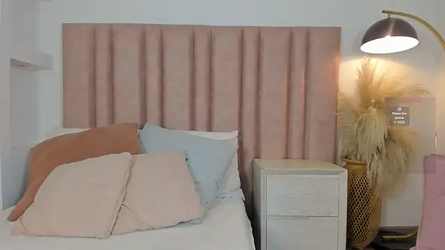 im alejandra  online show from 07/01/26, 04:36