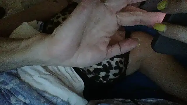 Snapshot of MarikaMilff chatting on 10/29/25, 03:03 MarikaMilff online show from 10/29/25, 03:03