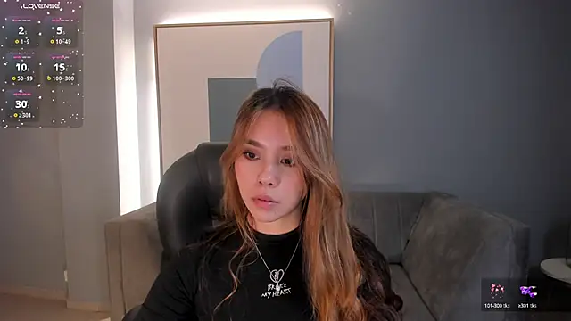 CarolineGraceX online show from 12/29/24, 11:08