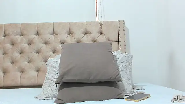 Anya Texas online show from 09/14/25, 07:35