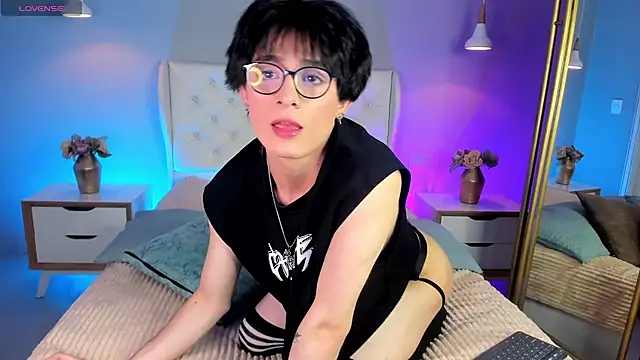 Snapshot of cherryy_boy chatting on 11/15/25, 08:38 cherryy boy online show from 11/15/25, 08:38