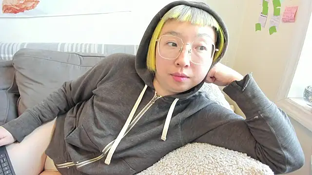 luxgray online show from 03/28/26, 08:08