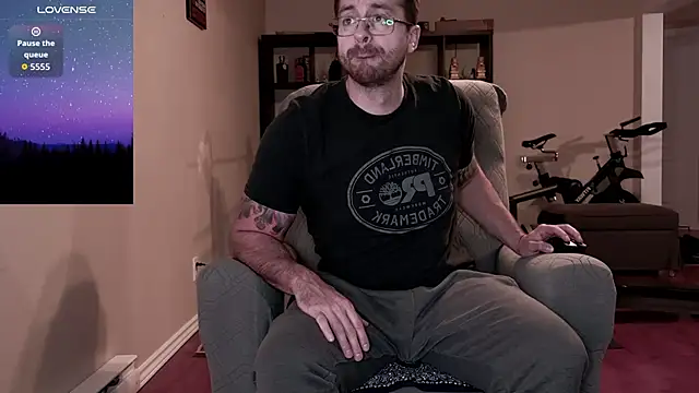 Snapshot of JayXCee_Official chatting on 11/15/25, 02:09 JayXCee Official online show from 11/15/25, 02:09