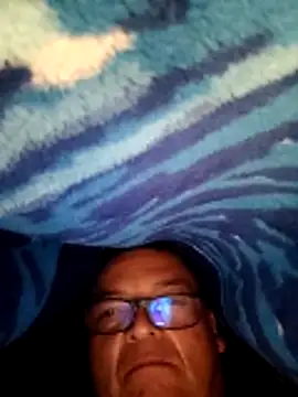 Anuviss lxx online show from 10/27/25, 02:59