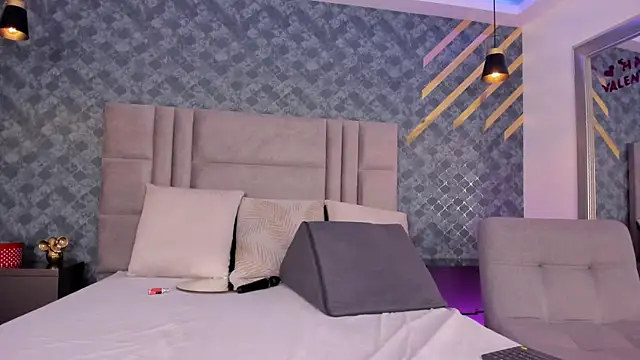 Snapshot of NiiaMoore chatting on 03/09/25, 01:56 NiiaMoore online show from 03/09/25, 01:56