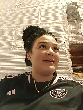 Snapshot of Liancy chatting on 01/09/25, 06:27 Liancy online show from 01/09/25, 06:27