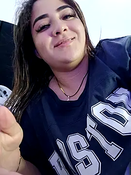 Snapshot of Liancy chatting on 02/12/25, 04:12 Liancy online show from 02/12/25, 04:12