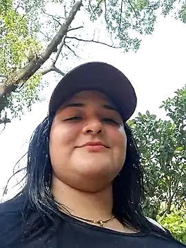 Snapshot of Liancy chatting on 03/08/25, 07:20 Liancy online show from 03/08/25, 07:20