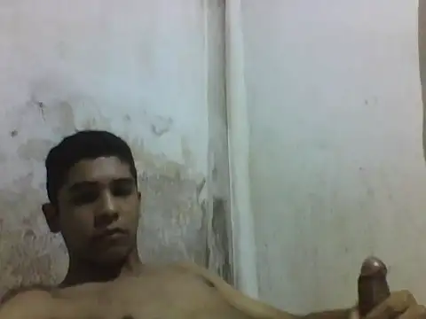 Snapshot of Leopardogonza chatting on 12/19/25, 03:30 Leopardogonza online show from 12/19/25, 03:30