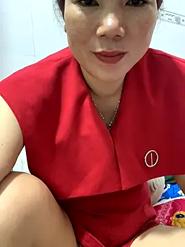 Snapshot of Baby-bigtits chatting on 11/06/25, 03:07 Baby-bigtits online show from 11/06/25, 03:07