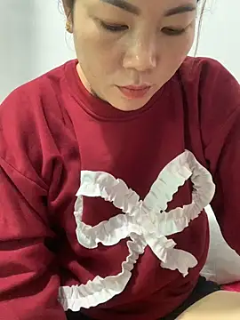 Snapshot of Baby-bigtits chatting on 11/29/25, 03:09 Baby-bigtits online show from 11/29/25, 03:09