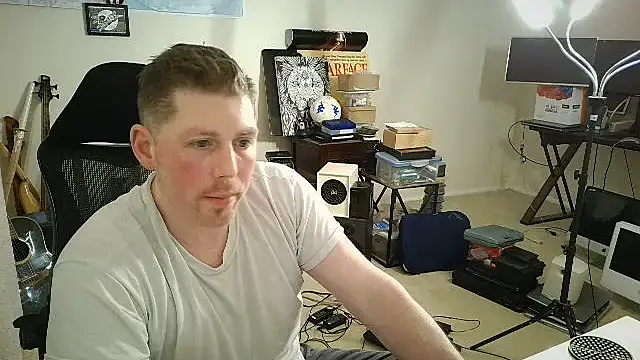 Rock Pierce online show from 10/21/25, 06:47