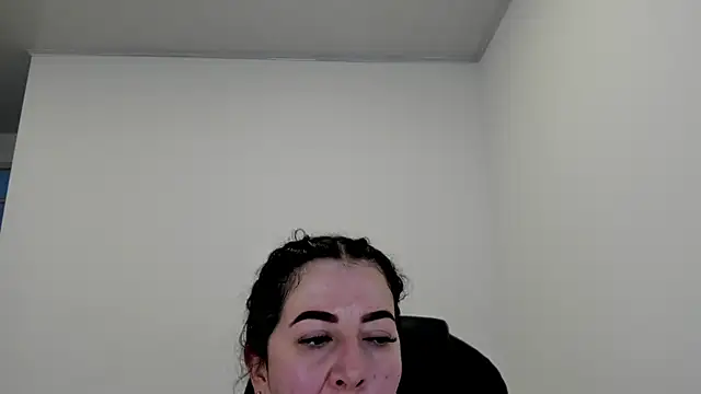 Im coco online show from 02/14/25, 02:44