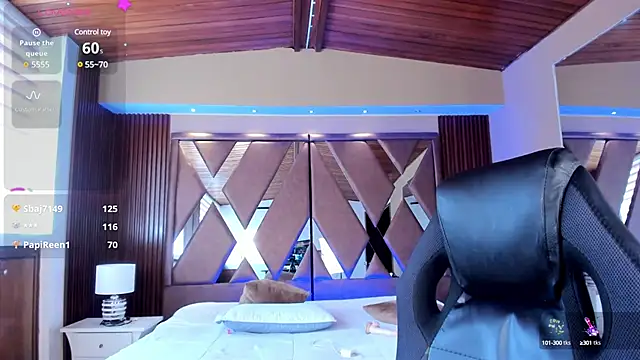 Snapshot of IsabellaaJoness chatting on 03/17/25, 07:37 IsabellaaJoness online show from 03/17/25, 07:37