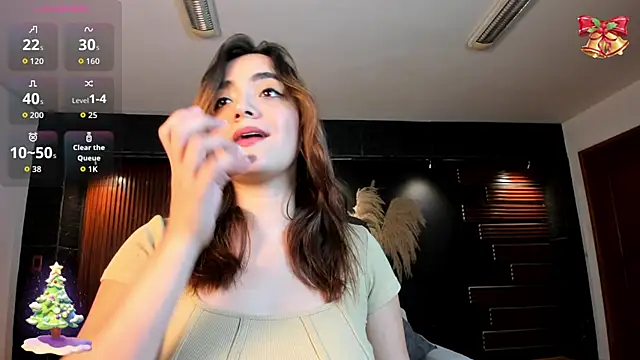 Snapshot of IsabellaaJoness chatting on 12/16/25, 12:43 IsabellaaJoness online show from 12/16/25, 12:43