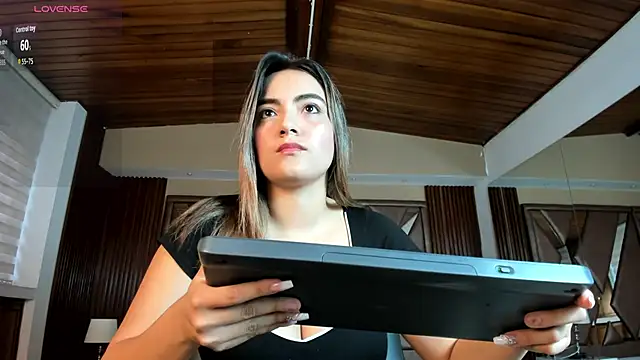 IsabellaaJoness online show from 06/16/26, 11:24