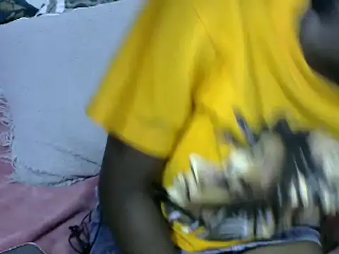 Snapshot of sweet_rozie chatting on 03/15/25, 05:04 sweet rozie online show from 03/15/25, 05:04