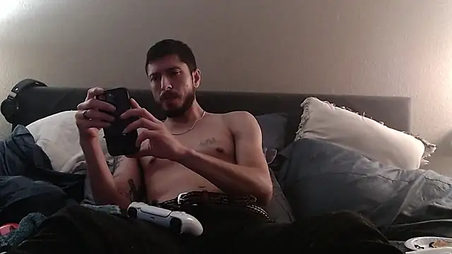 Snapshot of psil0cyb0rg chatting on 10/01/25, 03:23 psil0cyb0rg online show from 10/01/25, 03:23