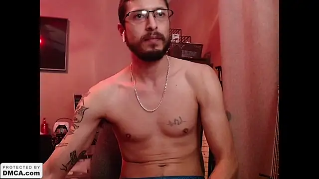 Snapshot of psil0cyb0rg chatting on 10/06/25, 07:39 psil0cyb0rg online show from 10/06/25, 07:39