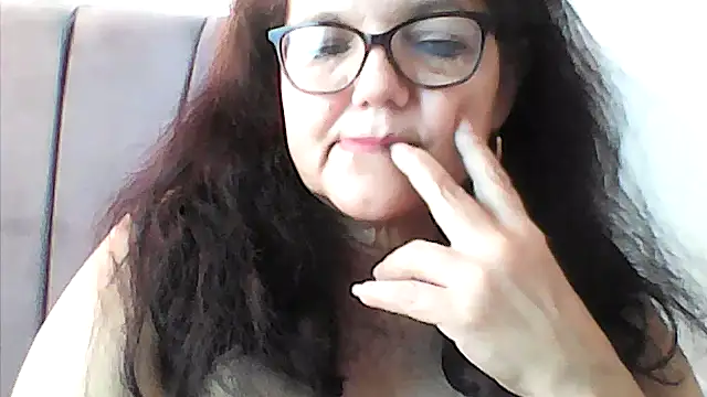 kassandra02 online show from 11/21/25, 01:32