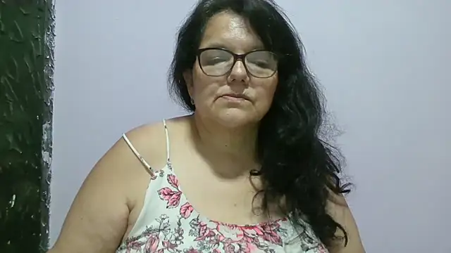 kassandra02 online show from 05/17/26, 02:31
