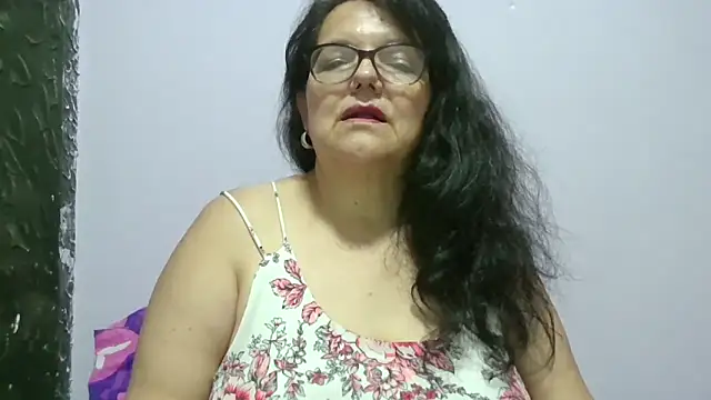 kassandra02 online show from 05/18/26, 02:51