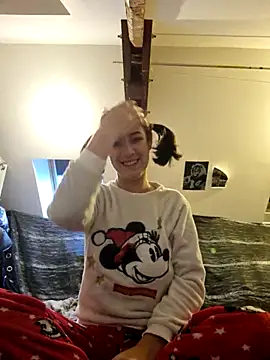 LoLa-69-X online show from 11/20/25, 07:19