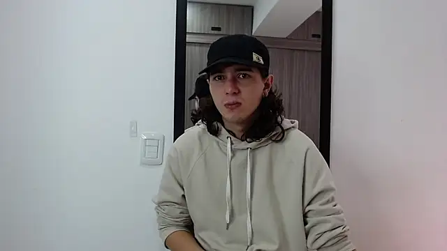 Snapshot of alex_connorr chatting on 02/08/25, 03:00 alex connorr online show from 02/08/25, 03:00