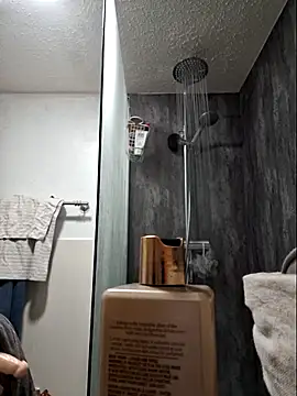 bibananaman online show from 10/29/25, 09:27