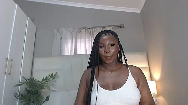 naughtyblackdolie online show from 04/24/26, 09:12