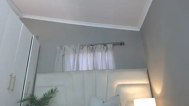 naughtyblackdolie online show from 05/03/26, 11:27
