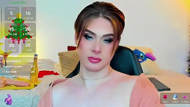 Snapshot of mike_blossom chatting on 12/13/25, 07:53 mike blossom online show from 12/13/25, 07:53