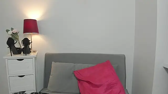 Snapshot of CrystalHotty chatting on 02/11/25, 04:13 CrystalHotty online show from 02/11/25, 04:13