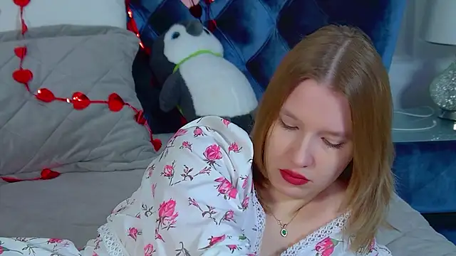 LiliLinn online show from 02/17/26, 04:42