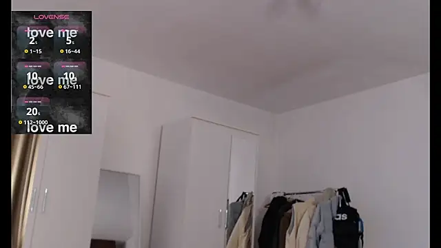 Snapshot of TattedCurls chatting on 02/11/25, 02:46 TattedCurls online show from 02/11/25, 02:46