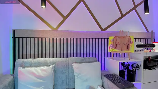 Snapshot of NinaInk chatting on 03/20/26, 04:12 NinaInk online show from 03/20/26, 04:12