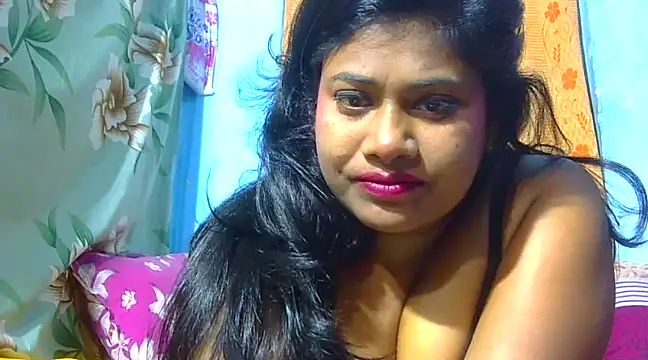 Snapshot of sexy_roma chatting on 03/07/25, 08:22 sexy roma online show from 03/07/25, 08:22