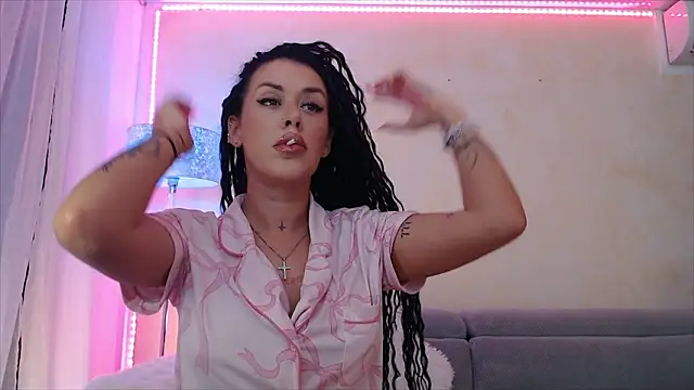 LaylaCruzRose online show from 03/11/26, 06:08