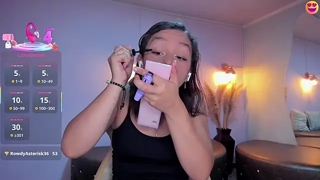 Snapshot of katy_sweet19 chatting on 03/03/25, 06:33 katy sweet19 online show from 03/03/25, 06:33