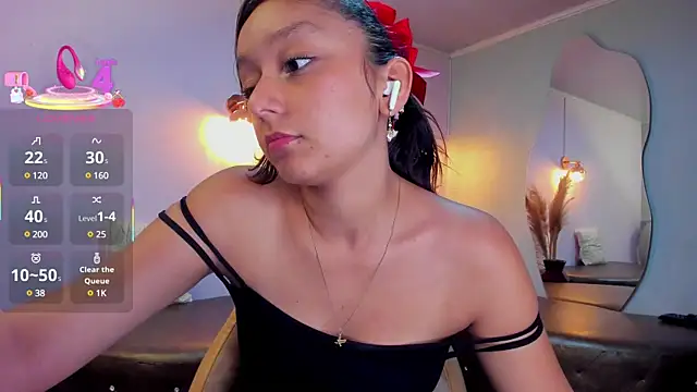 Snapshot of katy_sweet19 chatting on 03/19/25, 12:48 katy sweet19 online show from 03/19/25, 12:48