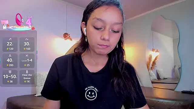 Snapshot of katy_sweet19 chatting on 03/19/25, 09:27 katy sweet19 online show from 03/19/25, 09:27